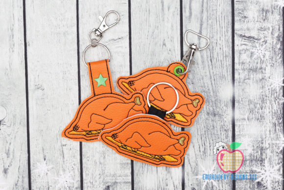 Roasted Turkey in the Hoop Keyfob